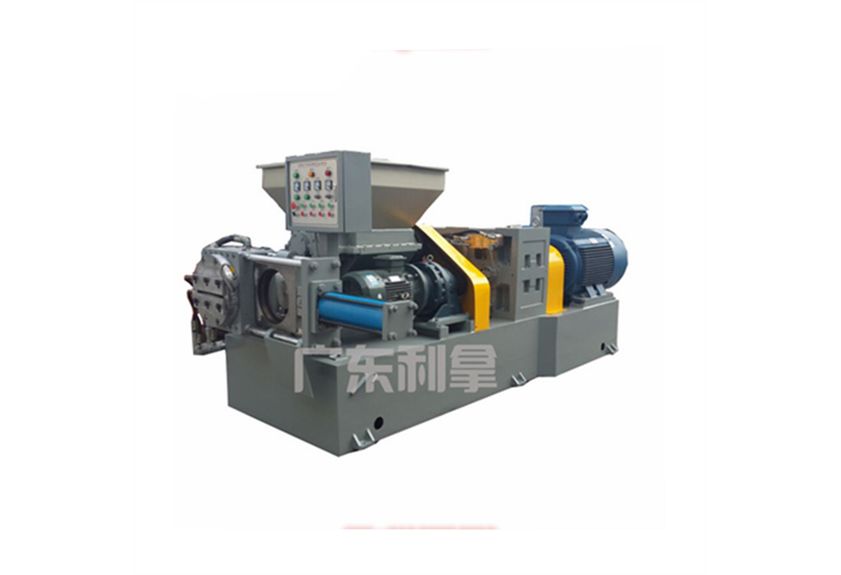 探索廣東利拿實業的低溫橡膠過濾出片機與擠出過濾技術-2